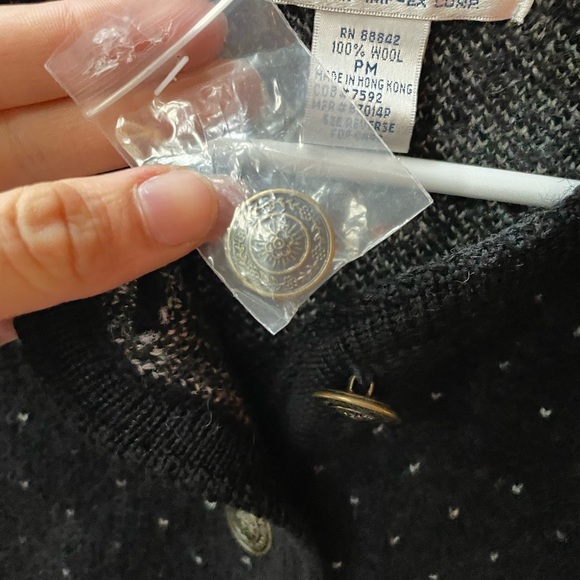 Vintage black and floral wool button down sweater - Picture 7 of 12